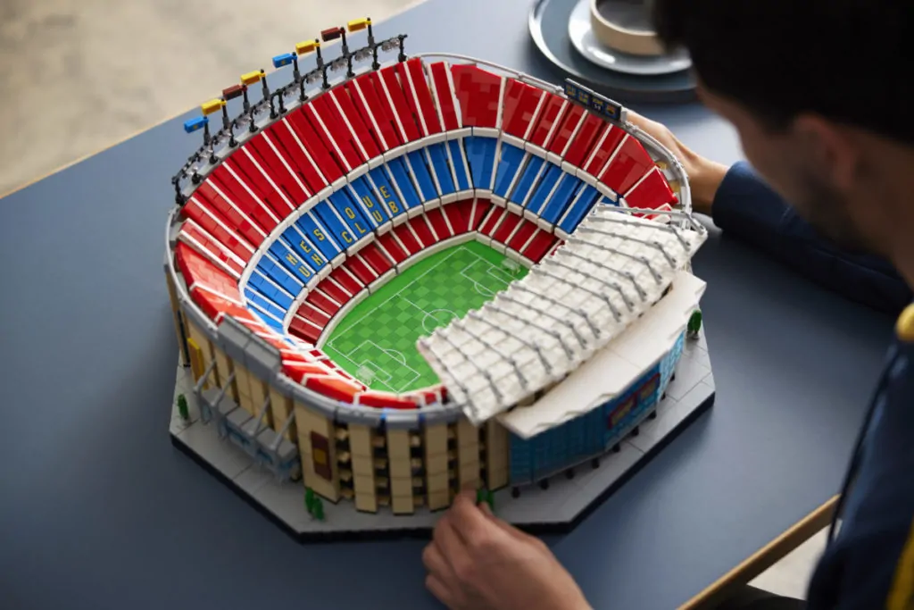 LEGO for Adults 10284 FC Barcelona Camp Nou image gallery