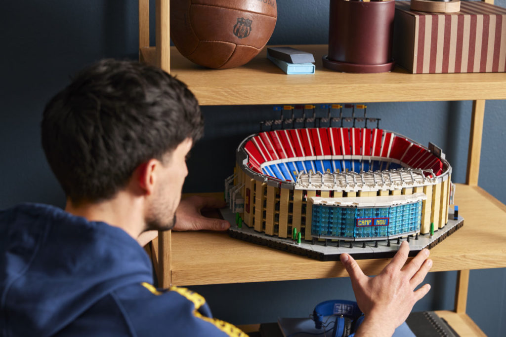 LEGO for Adults 10284 FC Barcelona Camp Nou 30 1024x683
