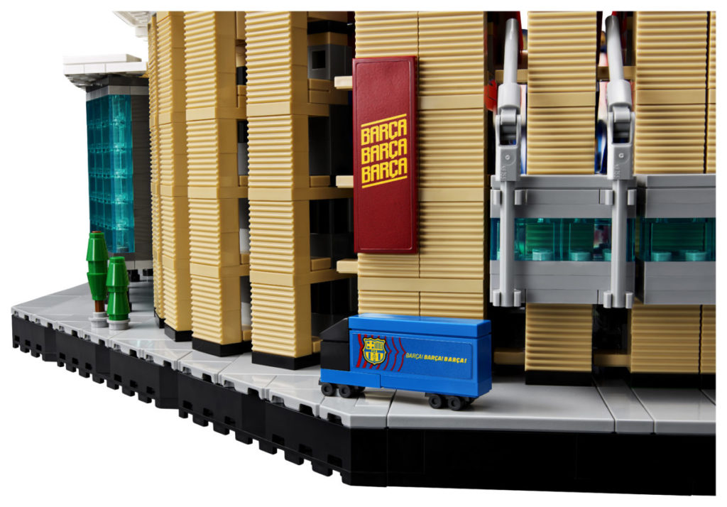 LEGO for Adults 10284 FC Barcelona Camp Nou 7 1024x714