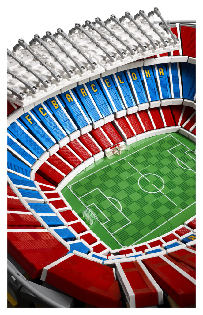 LEGO for Adults 10284 FC Barcelona Camp Nou 8