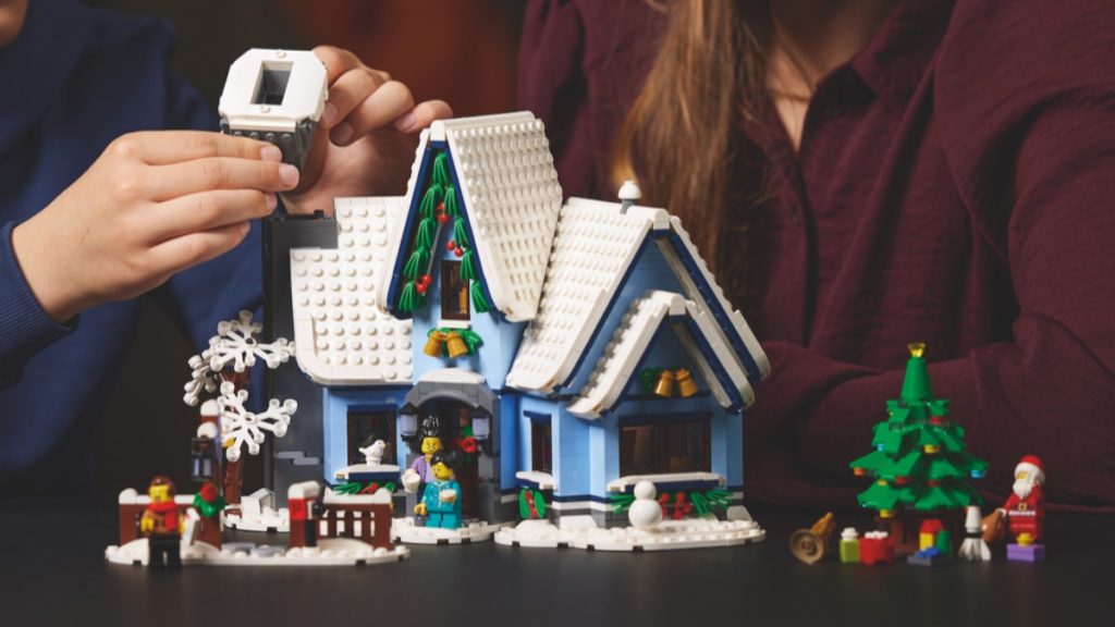 LEGO per adulti 10293 Visita di Babbo Natale in primo piano 7