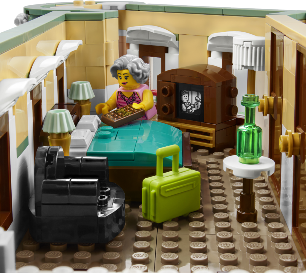 LEGO for Adults 10297 Boutique Hotel 17