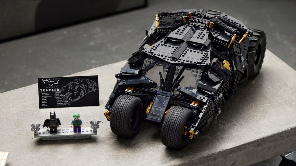 LEGO მოზრდილთათვის 76240 Batmobile Tumbler ცხოვრების წესი 2 გამორჩეული