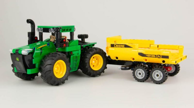 LEGO Technic 42136 John Deere 9620R 4WD Tractor title