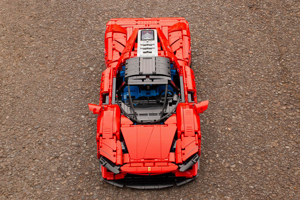 LEGO Technic 42143 Ferrari Daytona SP3 14