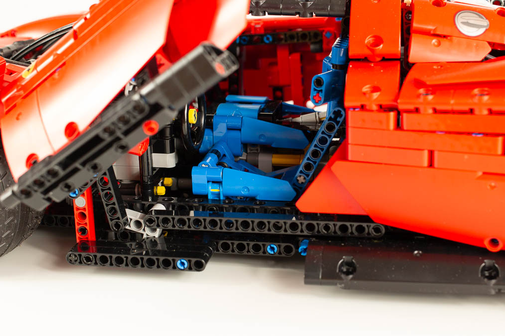 LEGO Technic 42143 Ferrari Daytona SP3 17