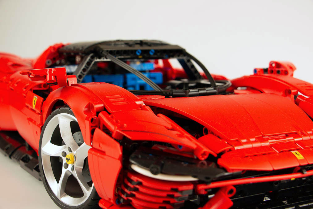 LEGO Technic 42143 Ferrari Daytona SP3 42