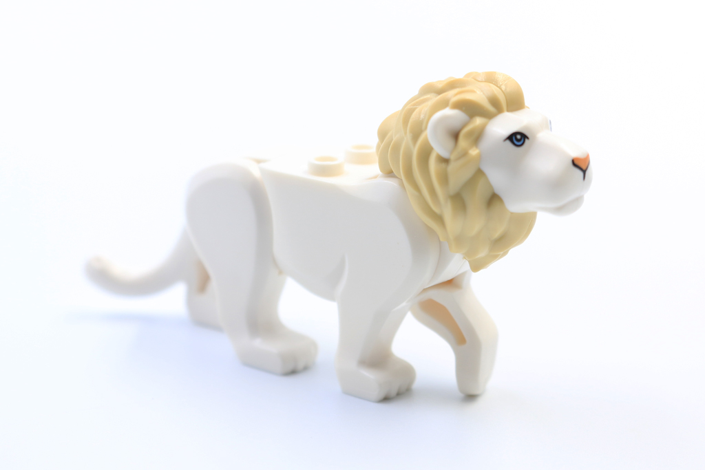 Closer look at LEGO CITY's new-for-2021 animals, including lions, elephants  and more