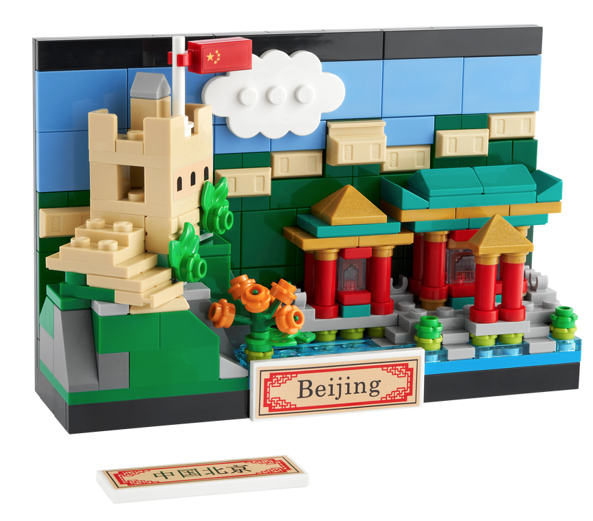 Are the LEGO Creator 2022 buildable postcards cancelled too?