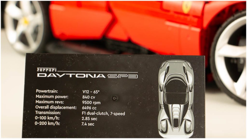 Technic 42143 Ferrari Daytona SP3 Plaque