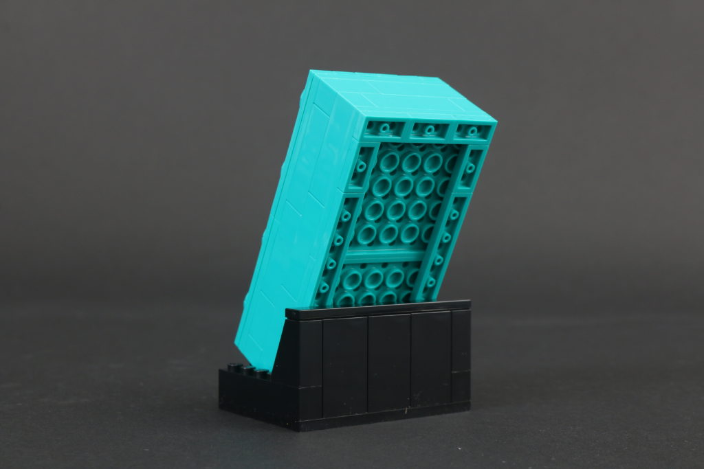 VIP Weekend LEGO 5006291 2×4 Teal Brick review 2