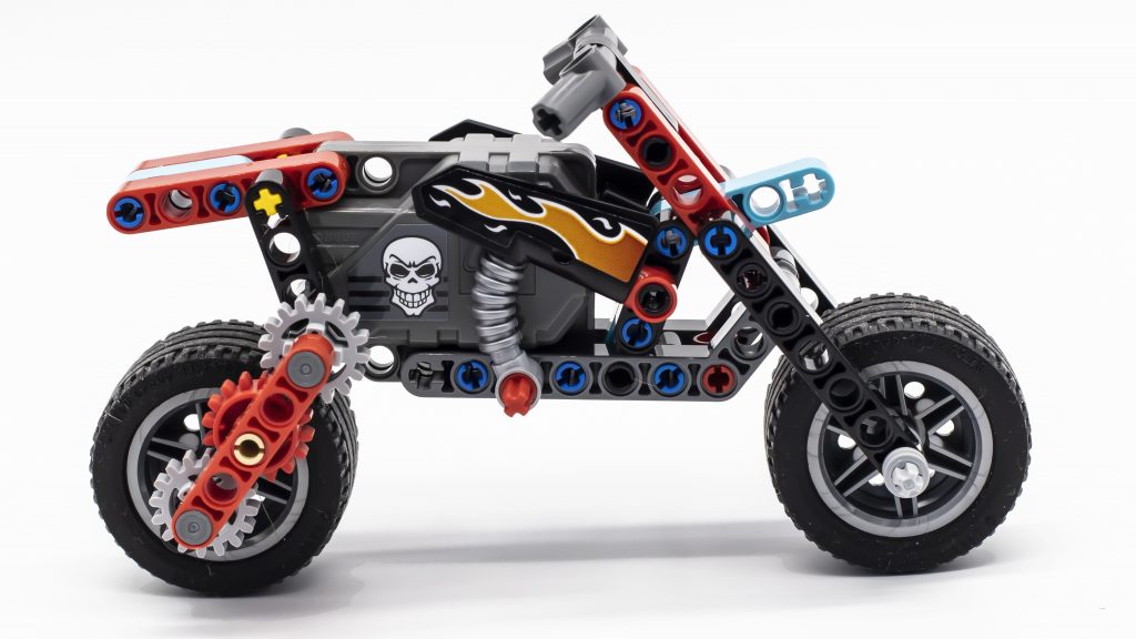 LEGO Technic 42106 Stunt Show Truck and Bike