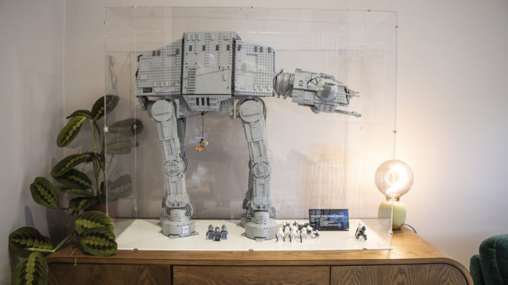 iDislayit LEGO Star Wars 75313 Ultimate Collectors Series AT AT 12