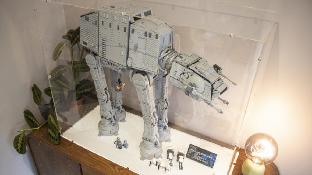 LEGO Star Wars 75313 AT-AT iDisplayit display case review