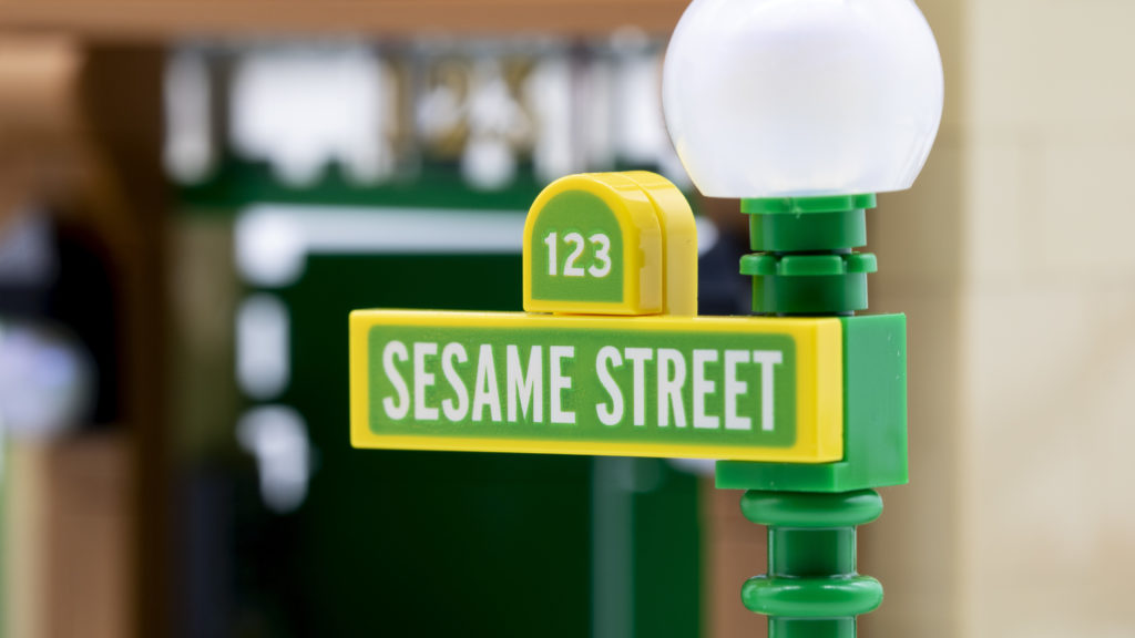 sesame street sign